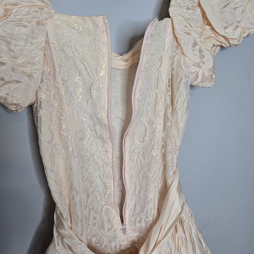 Vtg 80s Mayvens of California Iridescent Peach Pink Lace Puff Sleeve Prom Dress - Picture 14 of 14